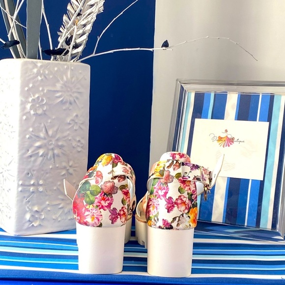 Floral strappy platform flatform buckled ankle strap summer sandals sz 10 - Picture 5 of 12